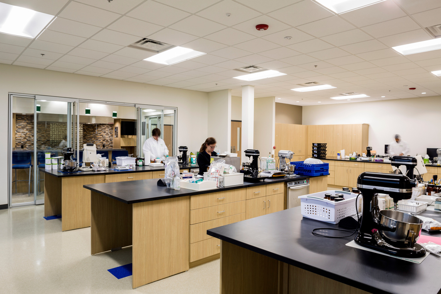 Demonstration and tasting room, gym, locker room, cafeteria, training room, full-service kitchens, laboratories