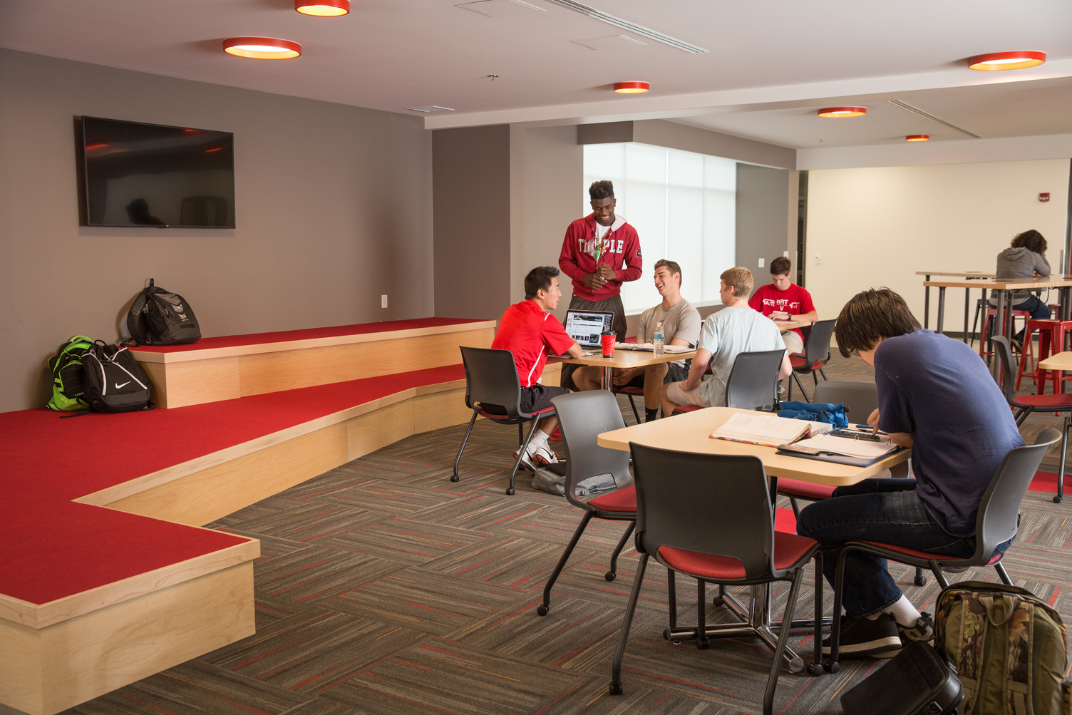 Encouraging learning spaces for collaboration and design thinking in York Country Day School STEAM facility